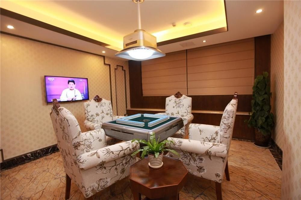 Jiayun Hotel Чэнду Экстерьер фото
