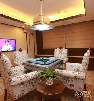 Jiayun Hotel Чэнду Экстерьер фото